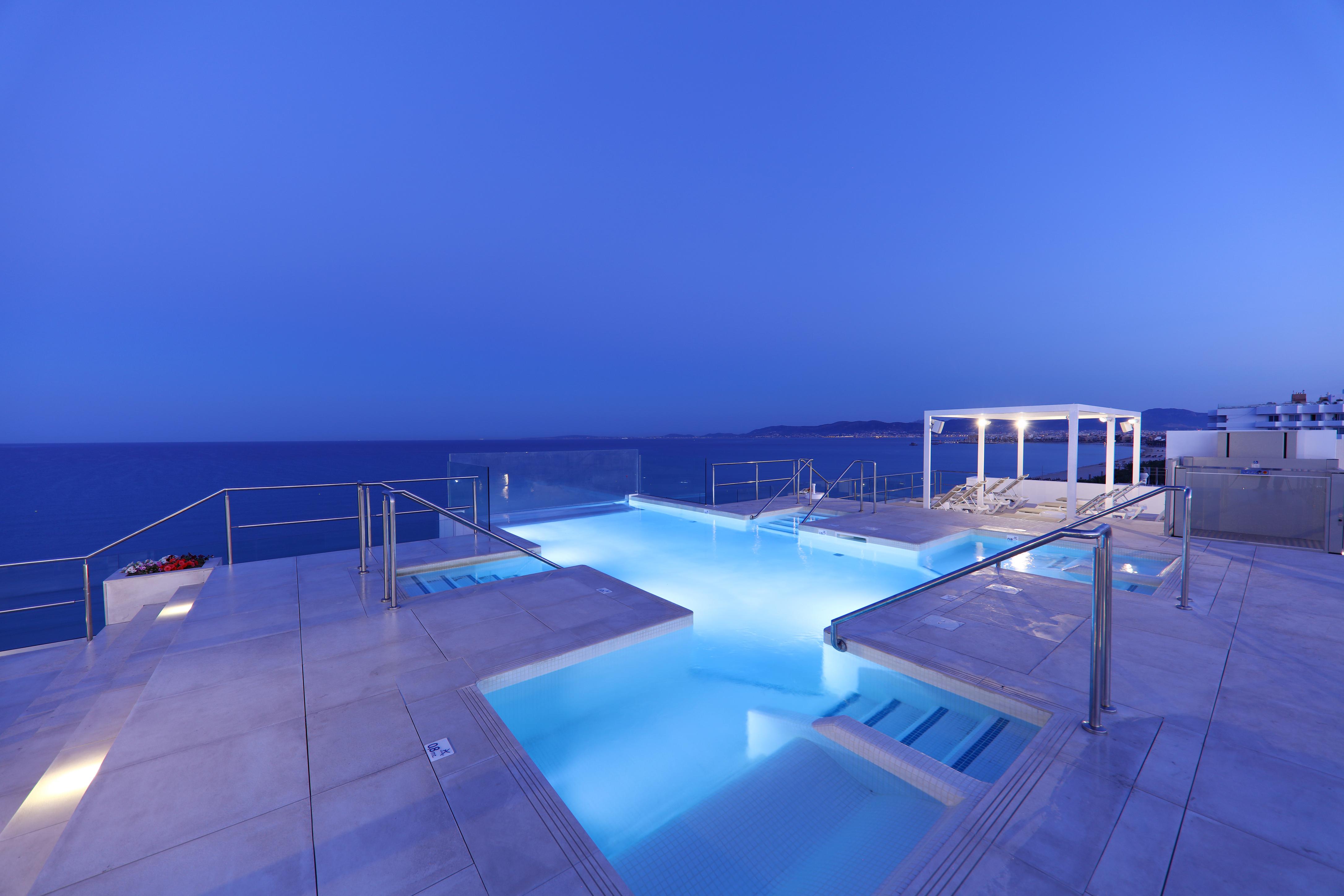 Отель Iberostar Waves Bahia De Palma - Adults Only Плайя де Пальма Экстерьер фото