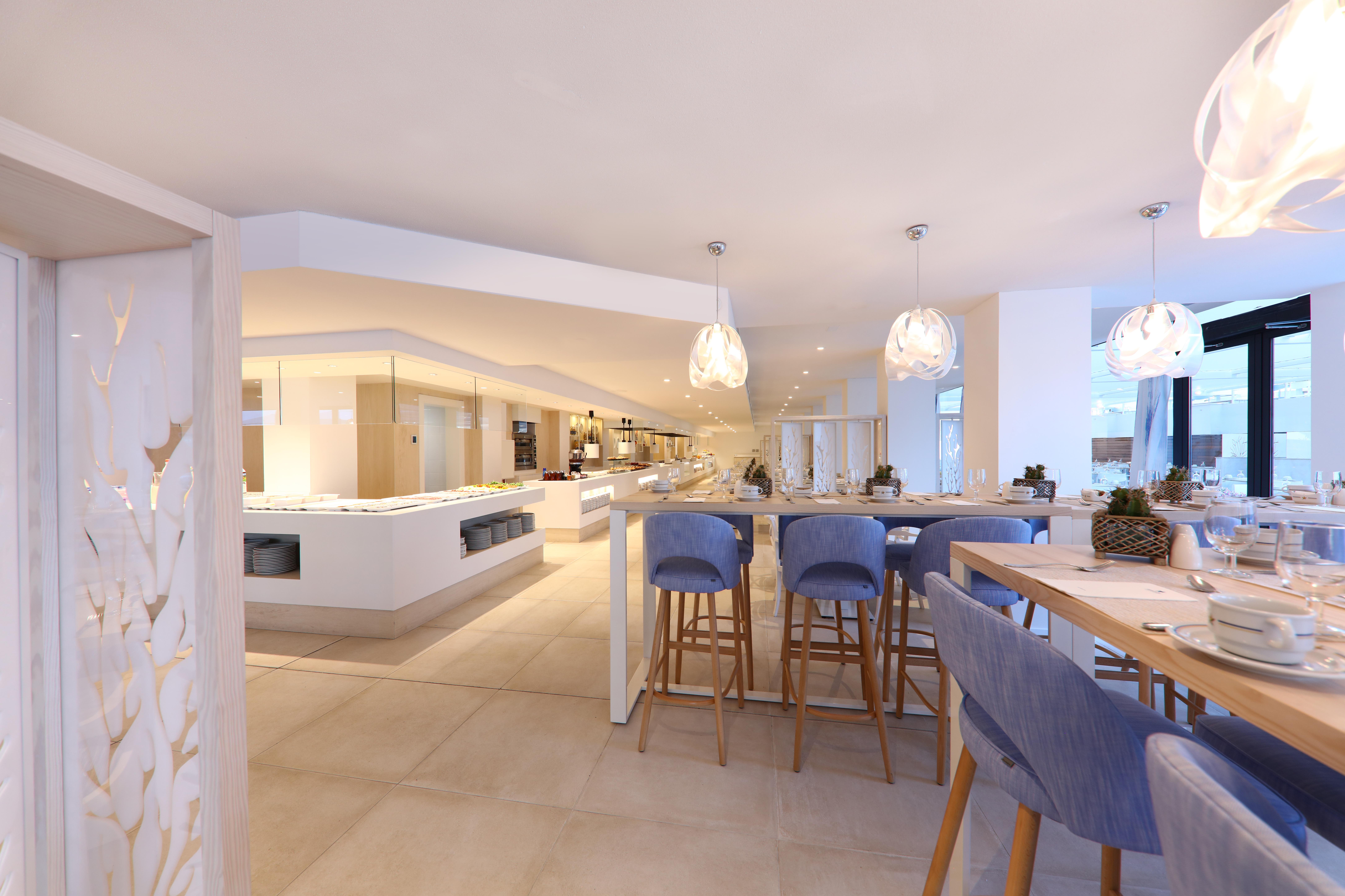 Отель Iberostar Waves Bahia De Palma - Adults Only Плайя де Пальма Экстерьер фото