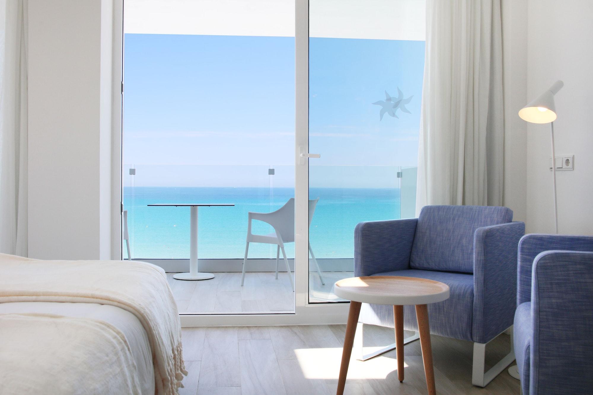 Отель Iberostar Waves Bahia De Palma - Adults Only Плайя де Пальма Экстерьер фото