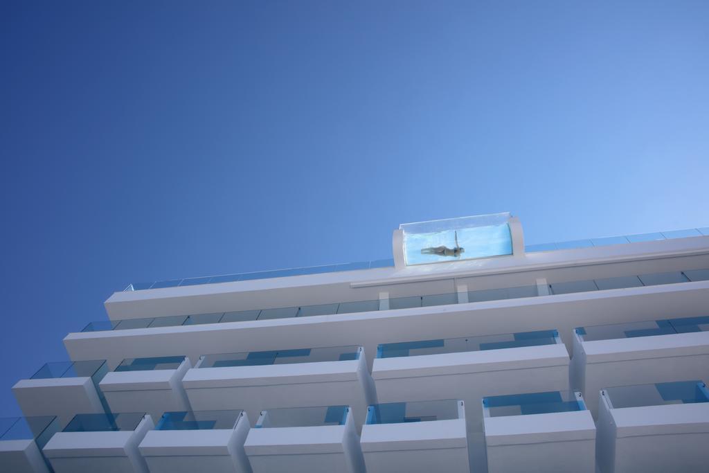 Отель Iberostar Waves Bahia De Palma - Adults Only Плайя де Пальма Экстерьер фото